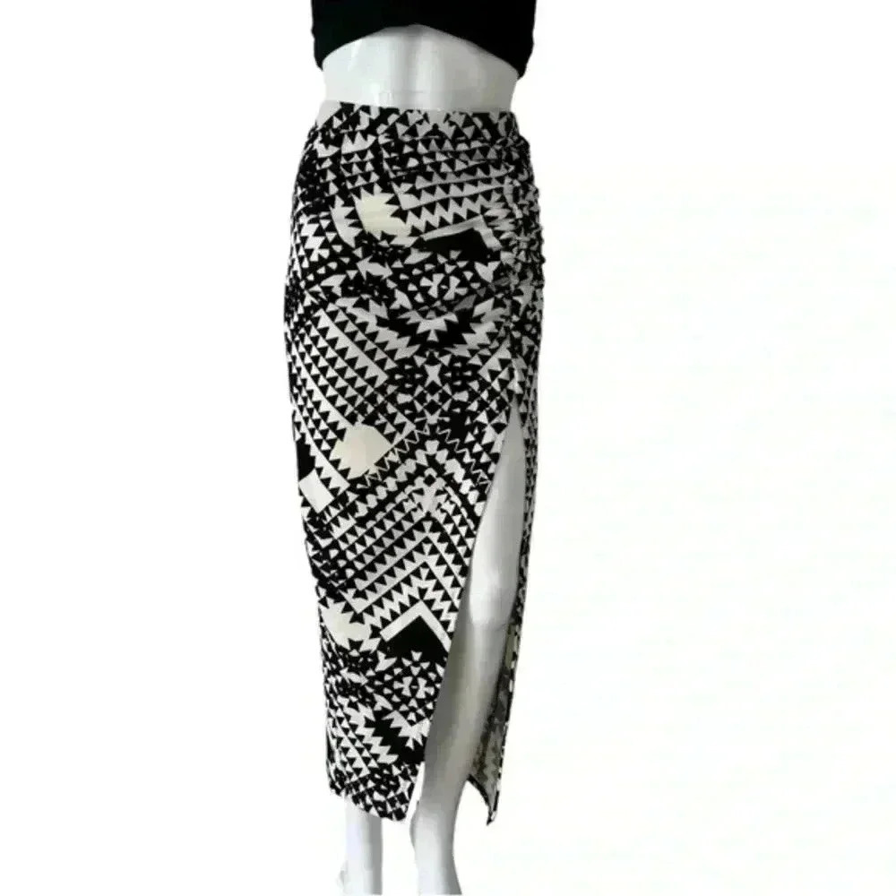Material Girl Black/White Pull-on Size Small Long Skirt Women's Maxi Style Slit - Picture 9 of 9